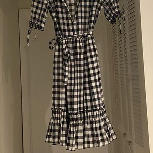 Gingham belted dress! United Colors of Benetton.
